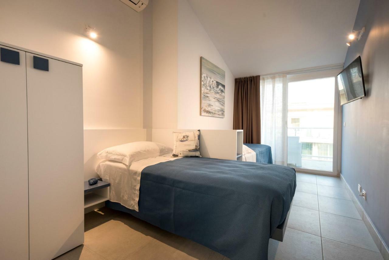 Candiano Palace Portopalo Di Capo Passero Exteriör bild
